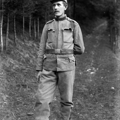  Naglič v vojaški uniformi - Naglic176
