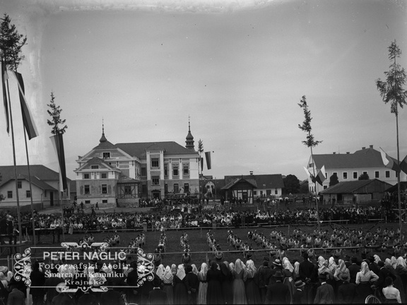 Nastop Orlov na prireditvi ob blagoslovu Prosvetnega doma v Domžalah leta 1910 - Naglic 1284