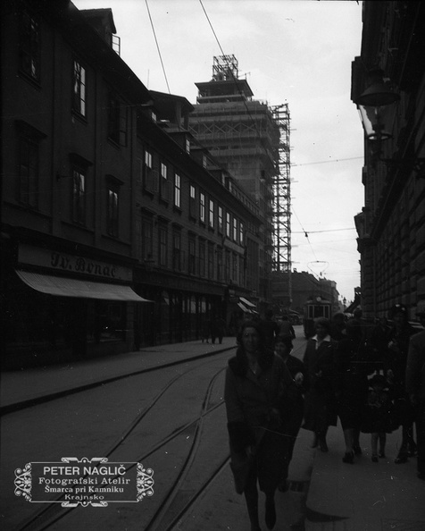 F_1932_5_3_006- Gradbena prenova Ljubljane - gradnja Nebotičnika leta 1932.jpg