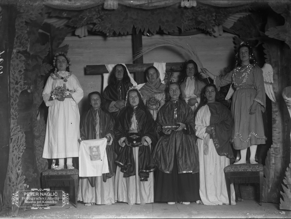 Igralska zasedba iz igre Mati Dolorosa iz leta 1910 - naglic760