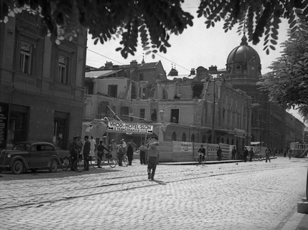 Rušenje starega hotela Slon leta 1937 - F 1937 2 31 001
