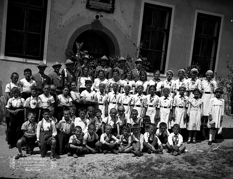 Naglic_RA_2754 - Domovina Orlov - Fantovski in  Dekliški krožek na Homcu leta 1938 .jpg