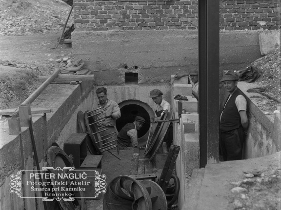 Vgradnja turbine v Nagličevi tovarni leta 1927 - Naglic049