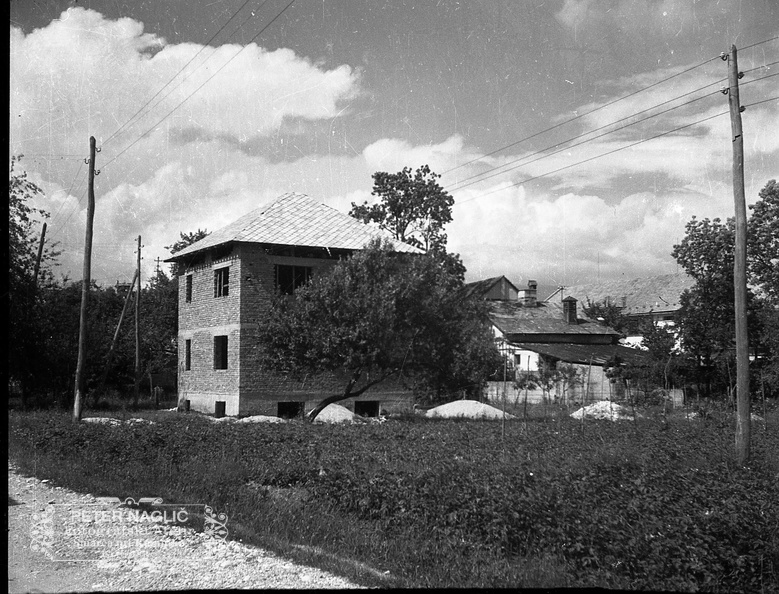 Mavsarjeva hiša med gradnjo - Naglic_RA_55_26_3776.jpg
