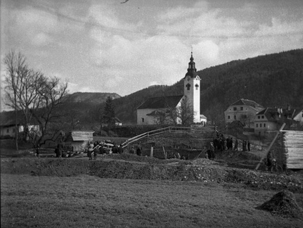 Cerkev sv. Jurija v Nevljah leta 1938 - F 1938 1 1 010