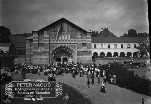 Rakovniška cerkev še nedograjena, brez zvonikov - Naglic 1444