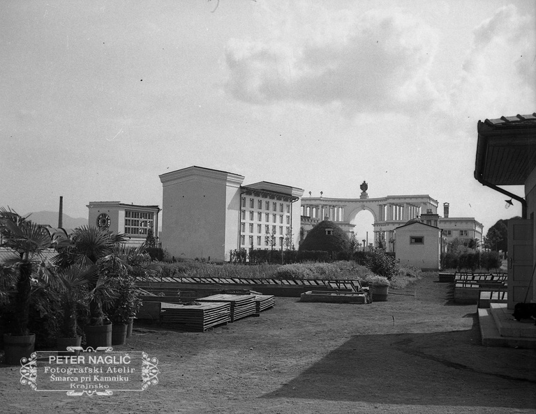 F_1940_1_11_004.jpg