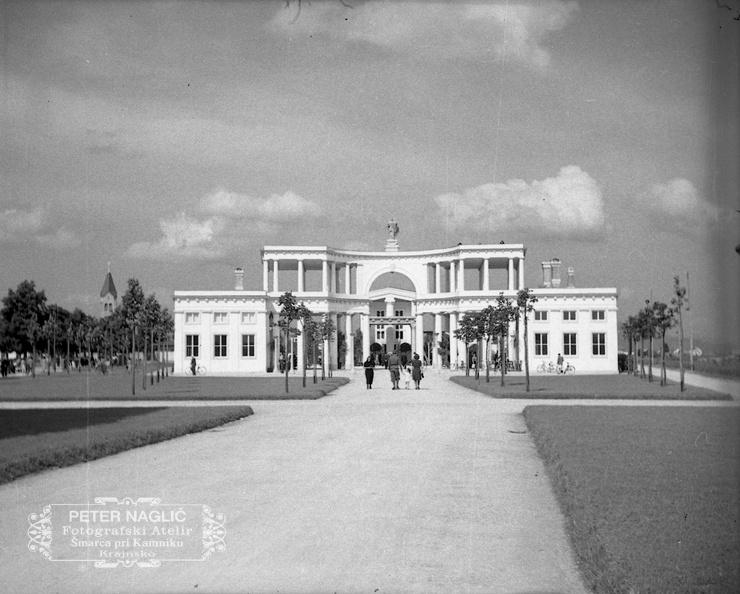 F_1940_1_11_009.jpg