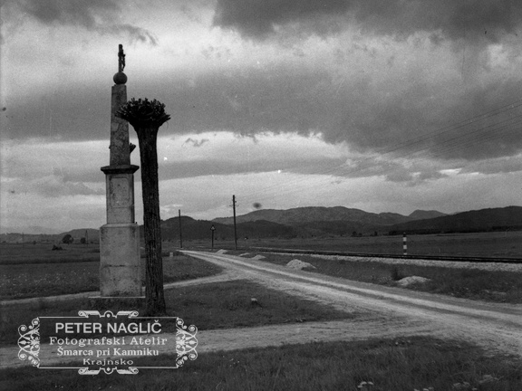 Mavricijevo znamenje, Šmarca leta 1933 - F 1933 1 1 001