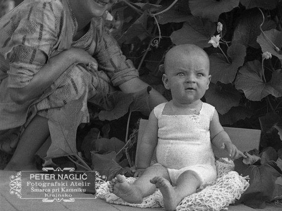 Otroški pogled, leta 1932 - F 1932 1 14 017