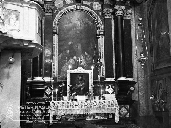 Notranjost frančiškanske cerkve v Ljubljani leta 1937 - F 1937 1 6 010