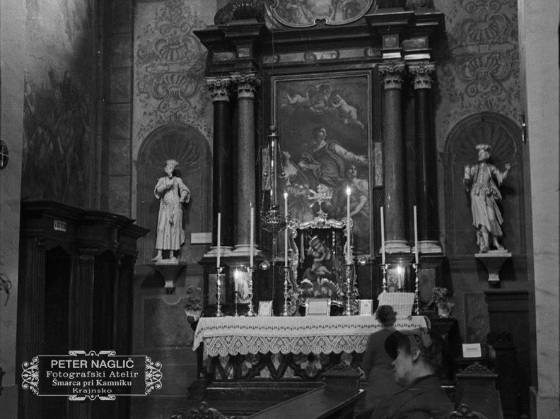Notranjost frančiškanske cerkve v Ljubljani leta 1937 - F 1937 1 6 011