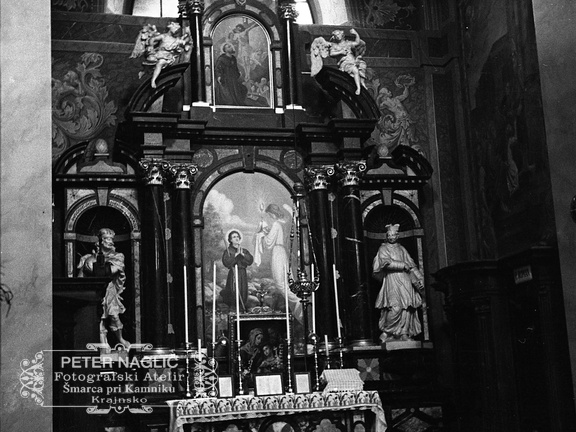 Notranjost frančiškanske cerkve v Ljubljani leta 1937 - F 1937 1 6 014