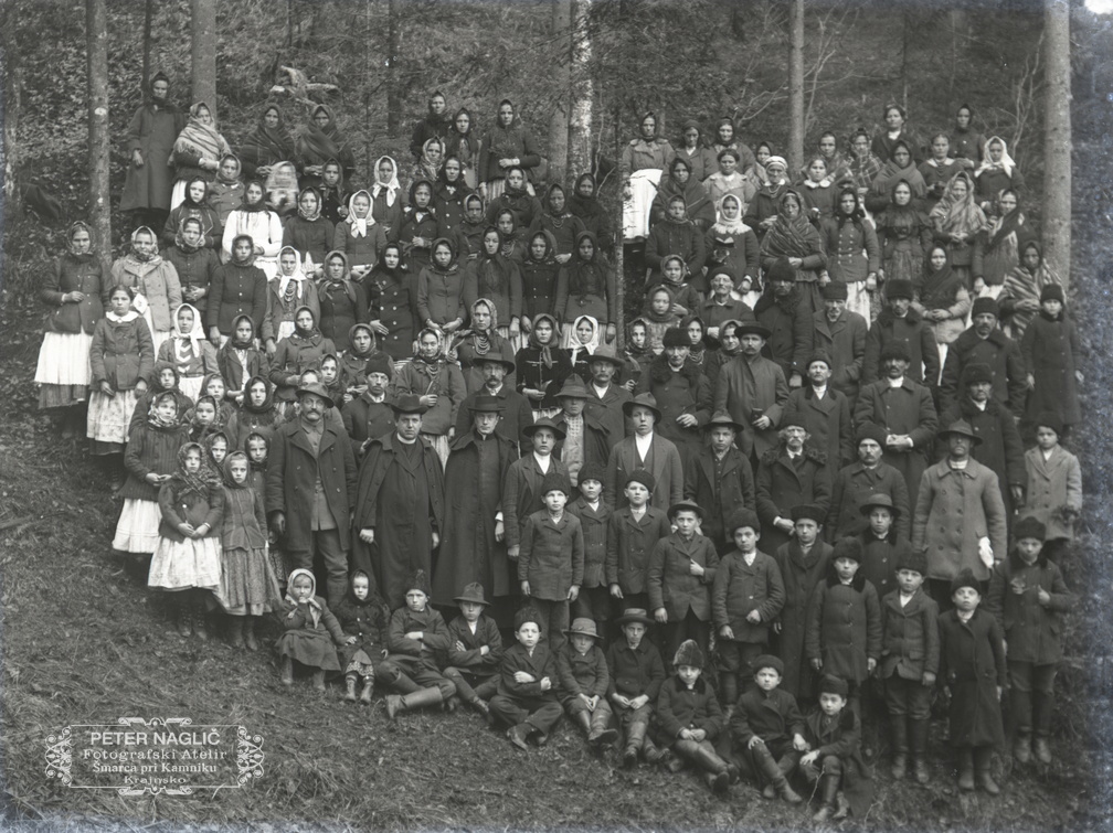 Velika skupina Galicijskih beguncev na Homcu leta 1914 - 58  826