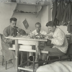 Italjanski ujetniki pri delu kot urarji - 59  829