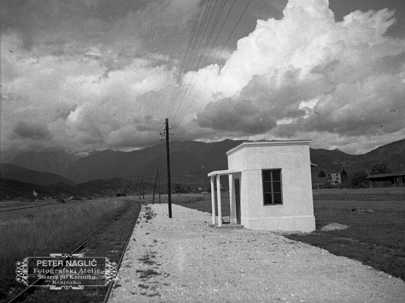 Železniška postaja v Šmarci leta 1933 - F 1933 2 7 013