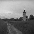 Cerkev sv. Mavricija v Šmarci leta 1933 - F 1933 2 7 015