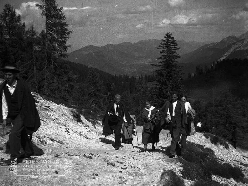Veliko slovensko romanje na sv. Višarje v organizaciji Katoliške akcije leta 1933 - F 1933 1 8A 005