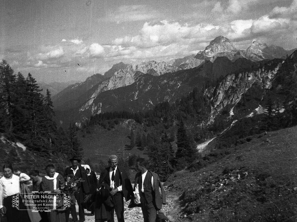 Veliko slovensko romanje na sv. Višarje v organizaciji Katoliške akcije leta 1933 - F 1933 1 8A 006
