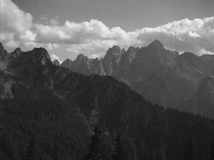 Veliko slovensko romanje na sv. Višarje v organizaciji Katoliške akcije leta 1933 - F 1933 1 8A 014