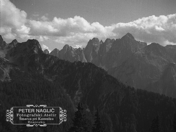 Veliko slovensko romanje na sv. Višarje v organizaciji Katoliške akcije leta 1933 - F 1933 1 8A 014
