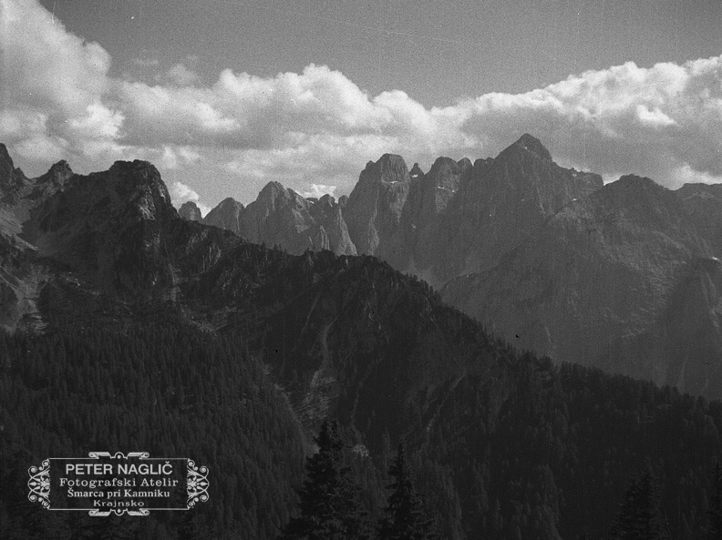 Veliko slovensko romanje na sv. Višarje v organizaciji Katoliške akcije leta 1933 - F 1933 1 8A 014