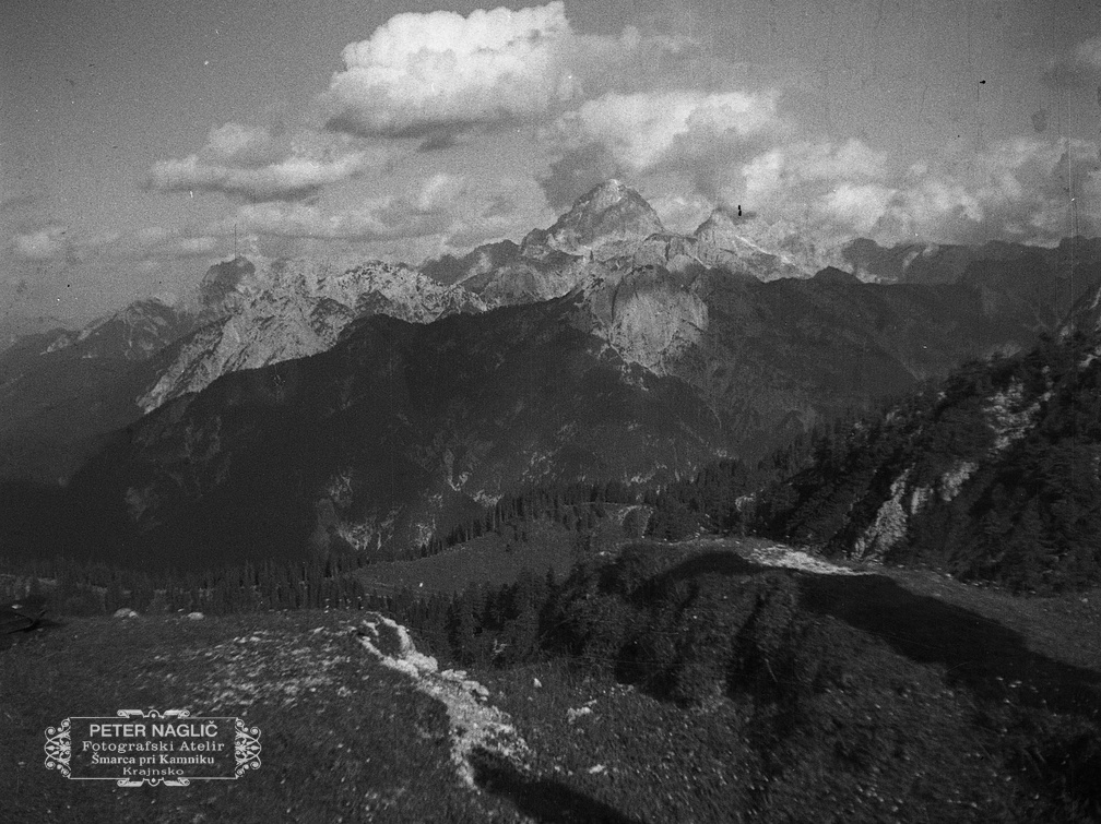 Veliko slovensko romanje na sv. Višarje v organizaciji Katoliške akcije leta 1933 - F 1933 1 8B 004
