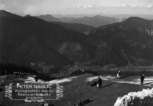 Veliko slovensko romanje na sv. Višarje v organizaciji Katoliške akcije leta 1933 - F 1933 1 8B 010