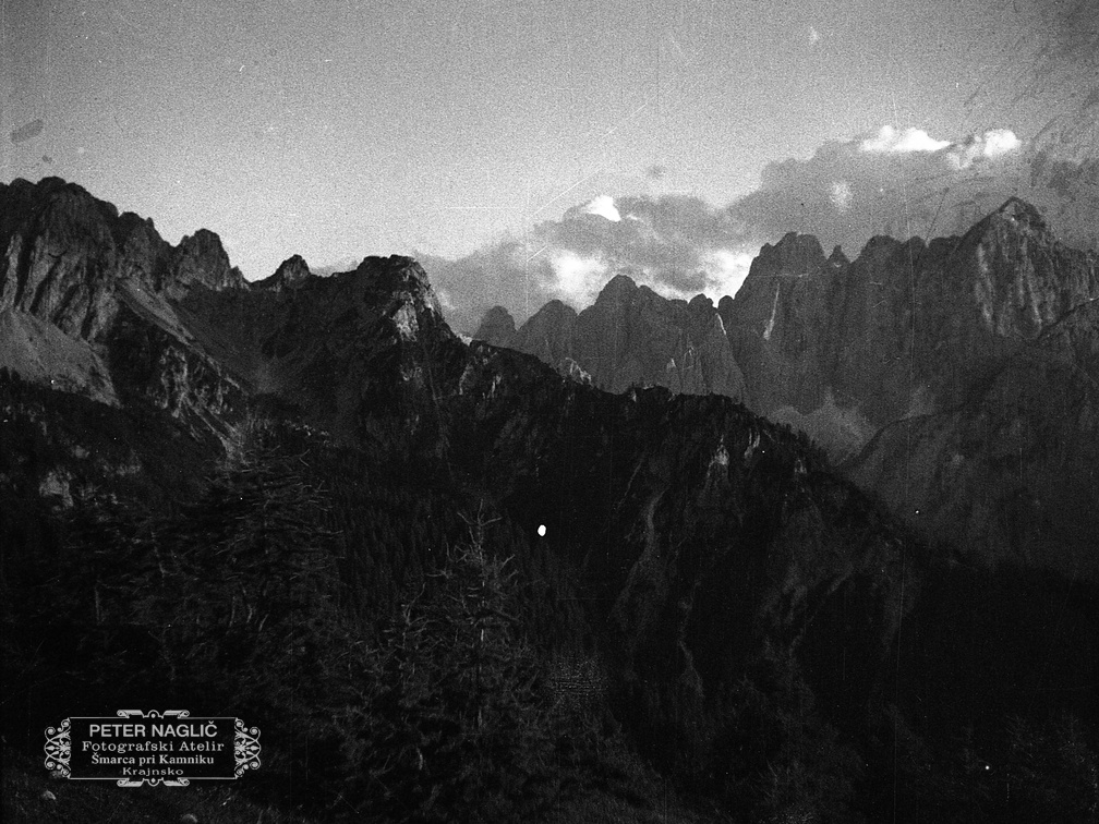 Veliko slovensko romanje na sv. Višarje v organizaciji Katoliške akcije leta 1933 - F 1933 1 8B 016