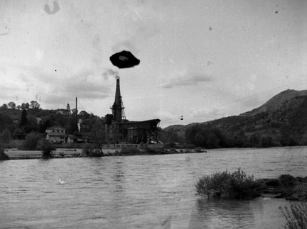 Litija, Kresnice z avtomatično apnenco; pogled iz Verneka nasproti Kresnic - F 1933 2 10 017