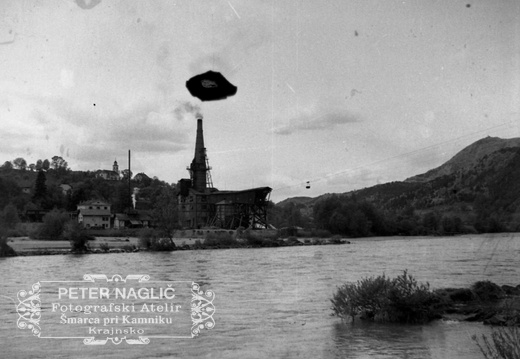 Litija, Kresnice z avtomatično apnenco; pogled iz Verneka nasproti Kresnic - F 1933 2 10 017