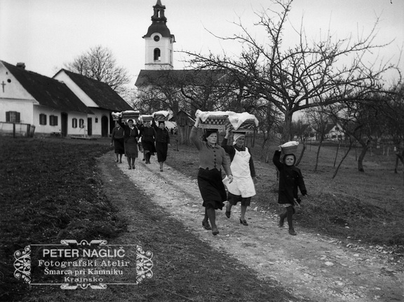 Od blagoslova jedi na Veliko soboto, Šmarca leta 1940 - F 1940 1 4 001