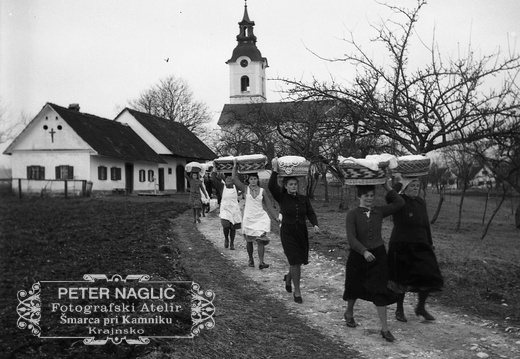 Od blagoslova jedi na Veliko soboto, Šmarca leta 1940 - F 1940 1 4 002