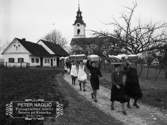 Od blagoslova jedi na Veliko soboto, Šmarca leta 1940 - F 1940 1 4 002