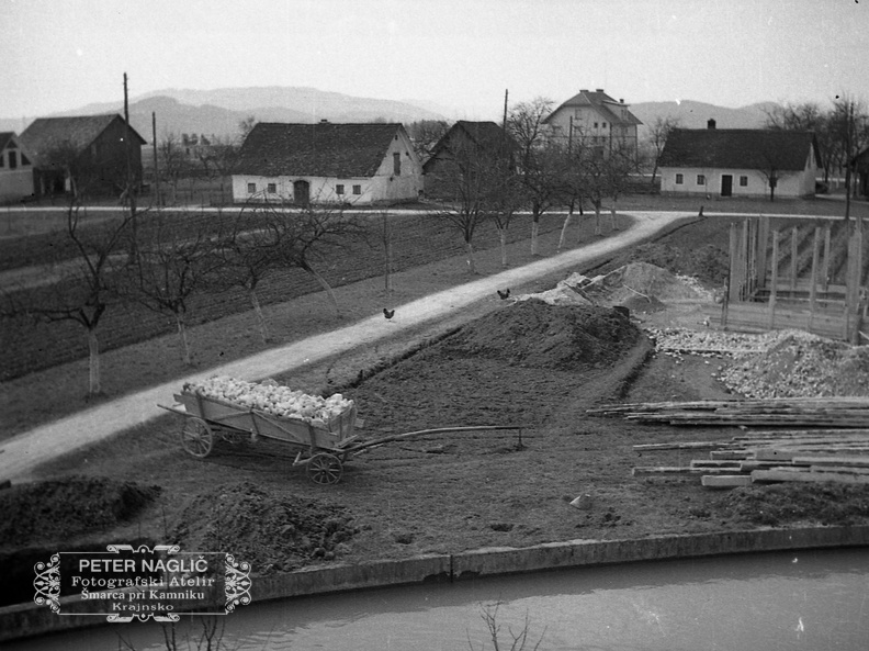 Gradnja hiše, Šmarca leta 1940 - F 1940 1 5 011