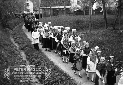 Procesija Marije pomagaj v Šentvidu pri Lukovici - F 1940 1 7 008