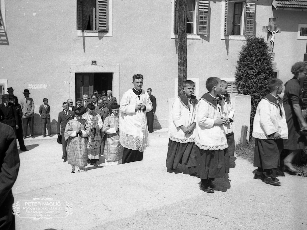 Jubilejna sveta maša Antona Mrkuna ob 40 letnici v Dobrem polju leta 1940 - F 1940 1 9 014
