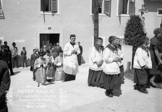 Jubilejna sveta maša Antona Mrkuna ob 40 letnici v Dobrem polju leta 1940 - F 1940 1 9 014
