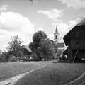 Videm - Dobrepolje, motiv ob župnijski cerkvi leta 1940 - F 1940 1 10 017