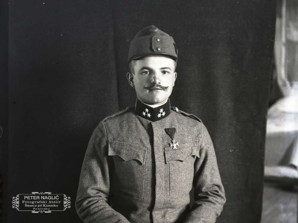 Podčastnik - 83  1170