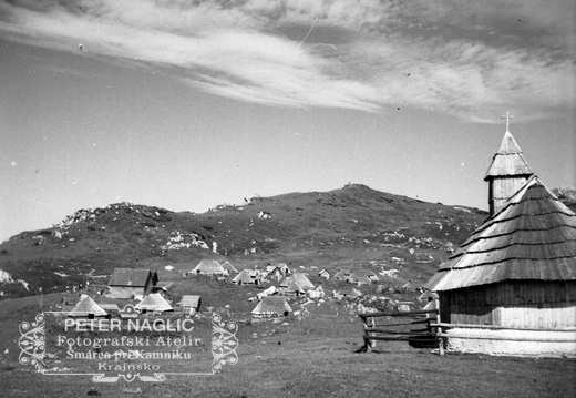 Kapela Marije Snežne na Veliki Planini leta 1940 - F 1940 1 19 012