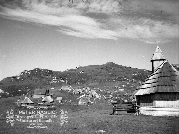 Kapela Marije Snežne na Veliki Planini leta 1940 - F 1940 1 19 012