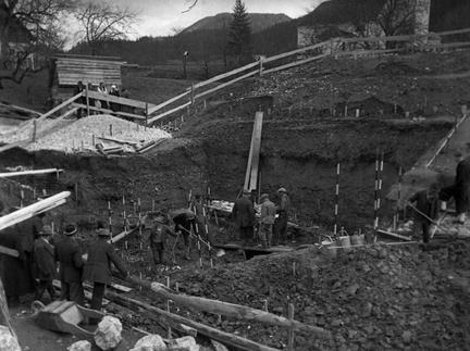 Strokovni nadzor arheologov na mestu odkopa - F 1938 1 1 014