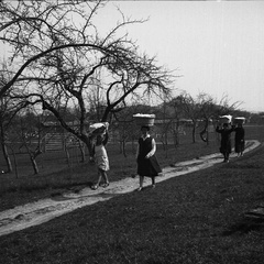 Velikonočni blagoslov jedi v Šmarci leta 1933 - F 1933 2 4 007