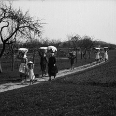 Velikonočni blagoslov jedi v Šmarci leta 1933 - F 1933 2 4 010