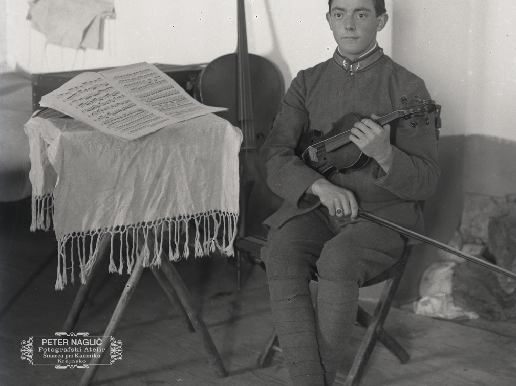 Italijanski ujetnik kot muzikant - 73  1032
