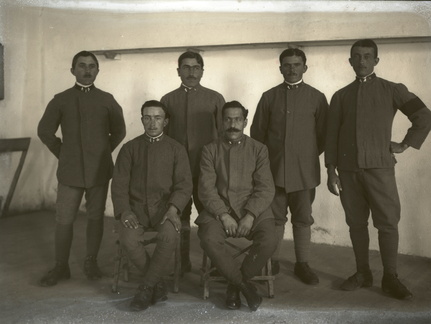 Skupina italijanskih ujetnikov zidarjev - 61  864