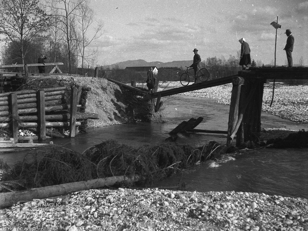 Porušena brv čez Kamniško Bistrico na Homcu, 1932 - F 1932 3 6 018