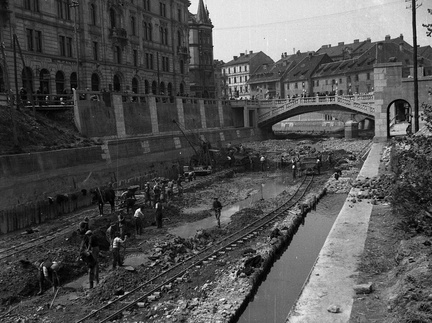 Tromostovje, ureditev struge Ljubljanice, 1933 - F 1933 2 13 002
